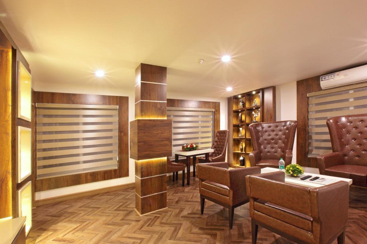 Hotel Kings Empire Kochi Exteriér fotografie