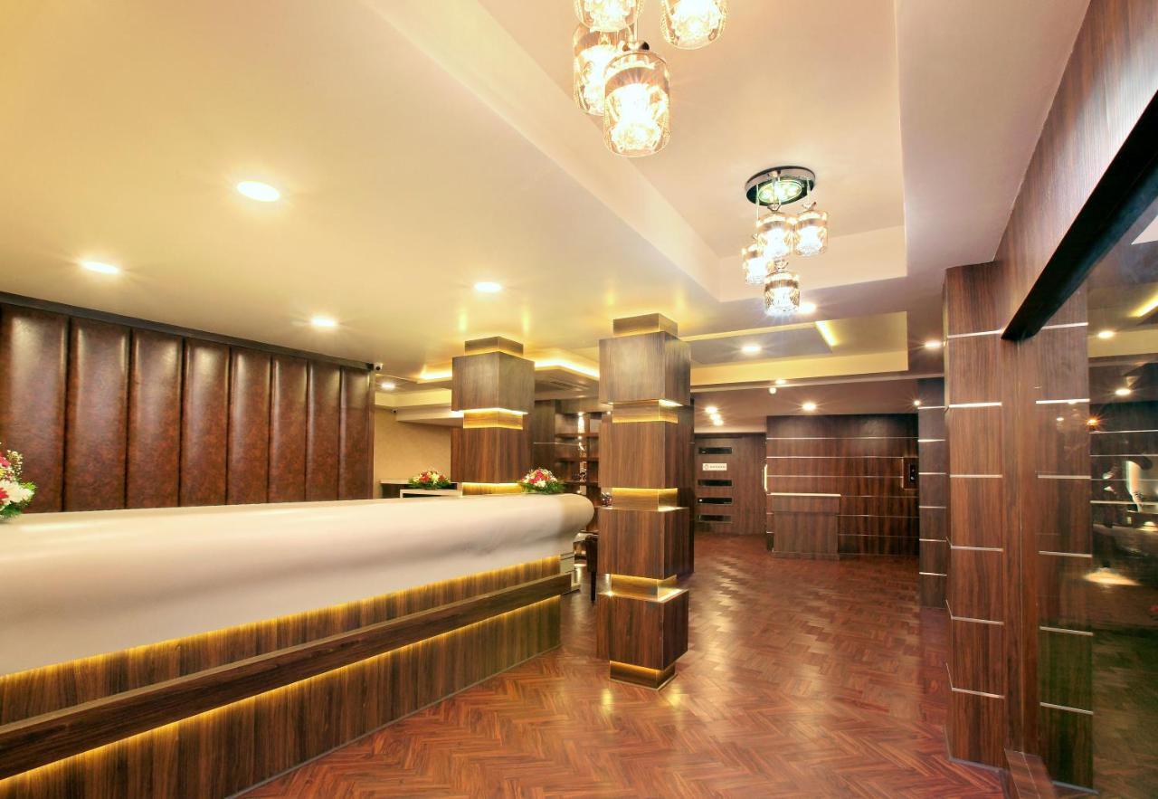 Hotel Kings Empire Kochi Exteriér fotografie